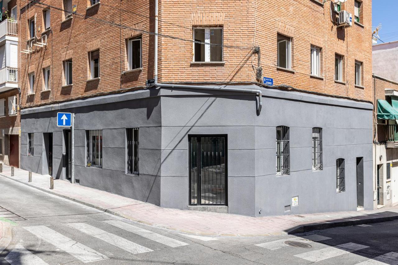 Plaza De Castilla Apartments Madrid Esterno foto